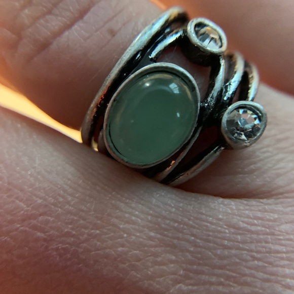 Beautiful Multi-Ring - Picture 3 of 4
